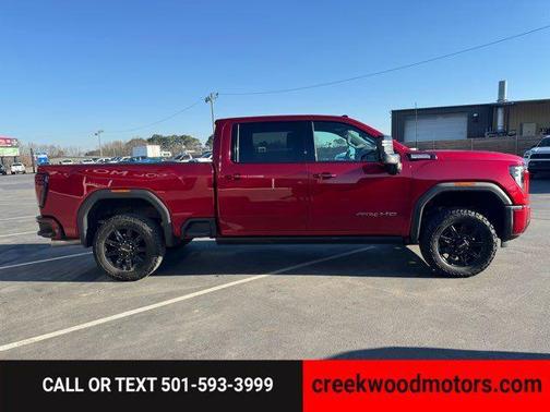 2024 GMC Sierra 2500 AT4