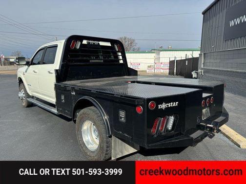 2022 RAM 3500 Laramie Crew Cab 4x4 8' Box