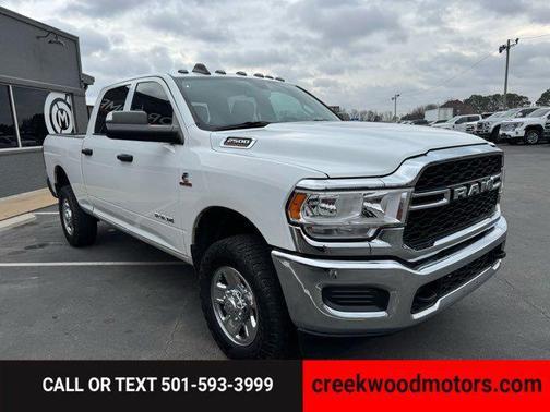 2021 RAM 2500 Tradesman Crew Cab 4x4 6'4' Box
