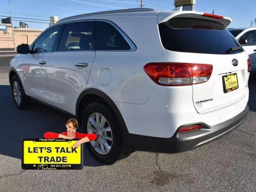 2016 Kia Sorento LX