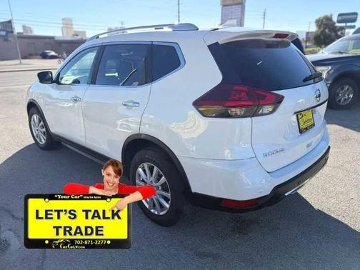 2020 Nissan Rogue SV