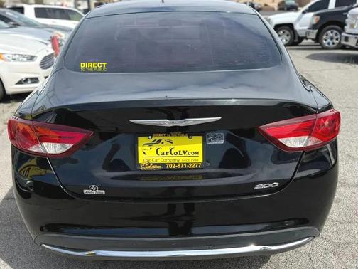 Black Clearcoat 2016 Chrysler 200 Limited