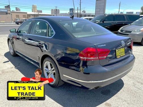 Night Blue Metallic 2015 Volkswagen Passat 1.8T Auto SE w/Sunroof & Nav