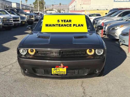 2015 Dodge Challenger SXT