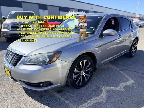 2013 Chrysler 200 Touring