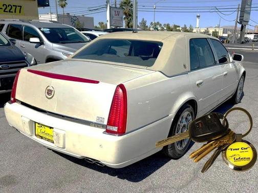White Diamond Tricoat 2008 Cadillac DTS Base