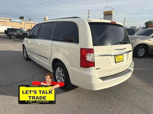2012 Chrysler Town & Country Touring