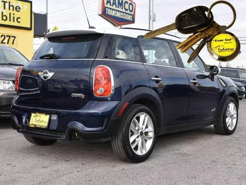 2012 MINI Cooper S Countryman Base