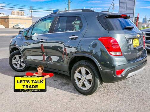 Grey 2018 Chevrolet Trax LT