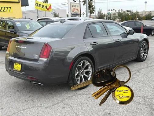 2018 Chrysler 300 Touring