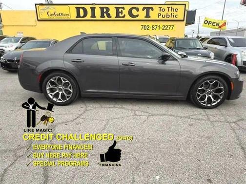 2018 Chrysler 300 Touring