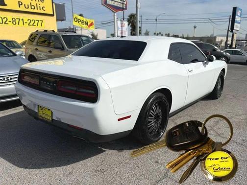 2015 Dodge Challenger SXT