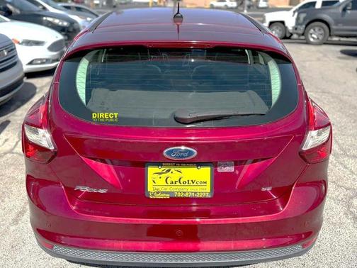Red 2014 Ford Focus SE