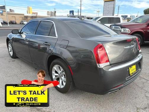 2016 Chrysler 300 Limited