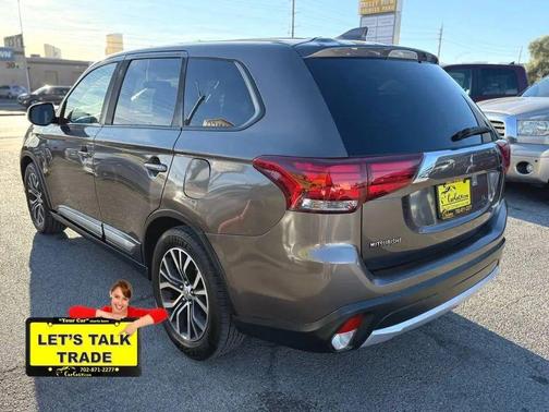 2018 Mitsubishi Outlander SE