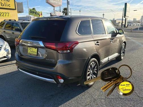 2018 Mitsubishi Outlander SE