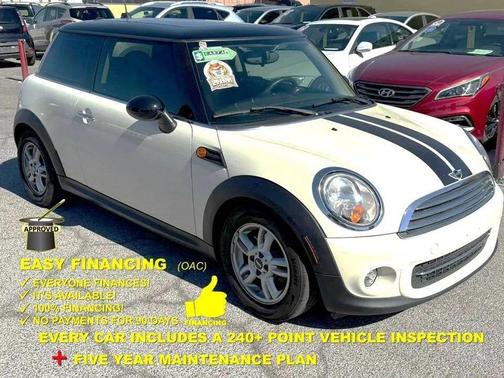 White 2013 MINI Hardtop Cooper