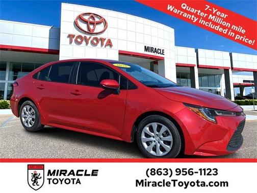 Photo 1 of 33 of 2020 Toyota Corolla LE