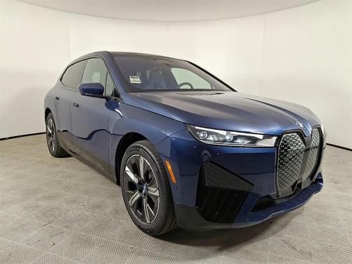 2025 BMW iX xDrive50
