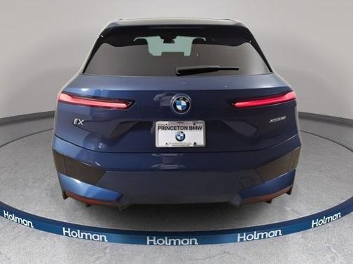 2025 BMW iX xDrive50
