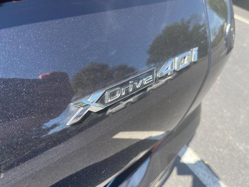 2022 BMW X6 xDrive40i