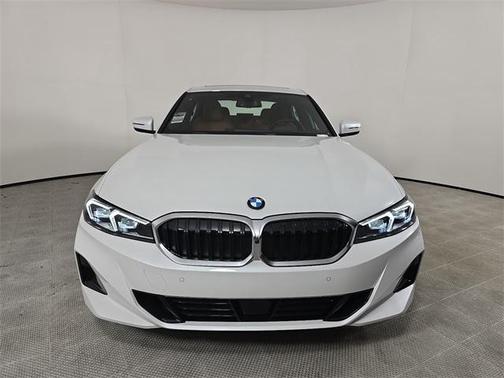 2025 BMW 330 i xDrive