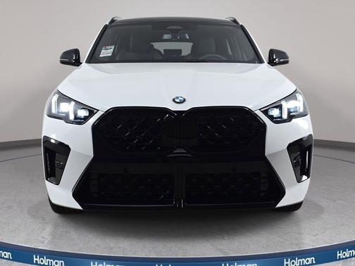 Alpine White 2026 BMW X2 xDrive28i