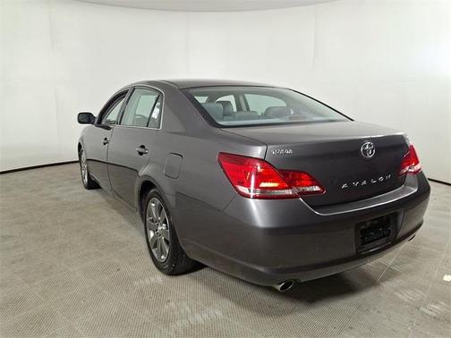 2007 Toyota Avalon XLS