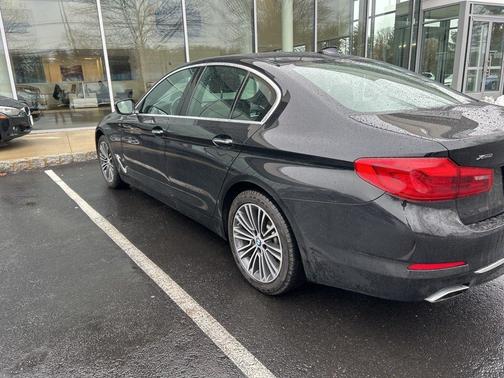 2017 BMW 540 i xDrive