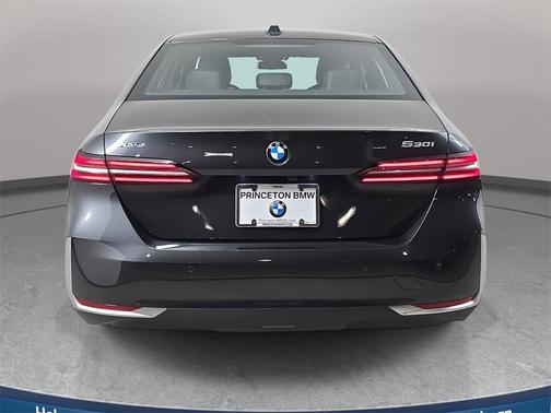 2025 BMW 530 i xDrive