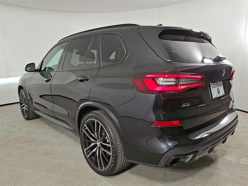 2023 BMW X5 M50i