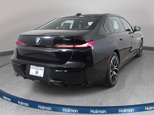 2026 BMW 740 i xDrive