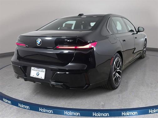 2026 BMW 740 i xDrive