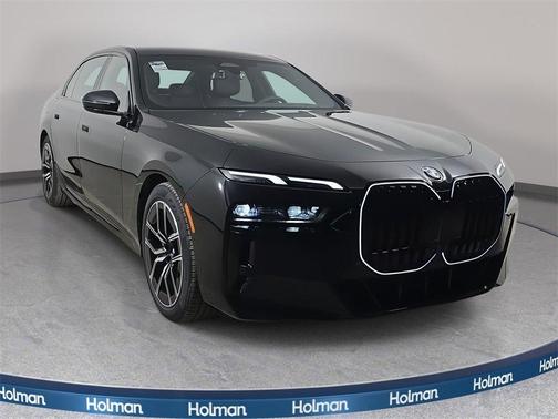 2026 BMW 740 i xDrive