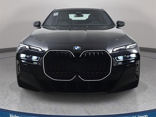 2026 BMW 740 i xDrive