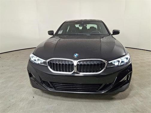 2025 BMW 330 i xDrive