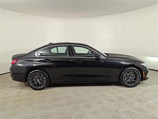 2025 BMW 330 i xDrive