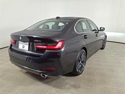 2025 BMW 330 i xDrive