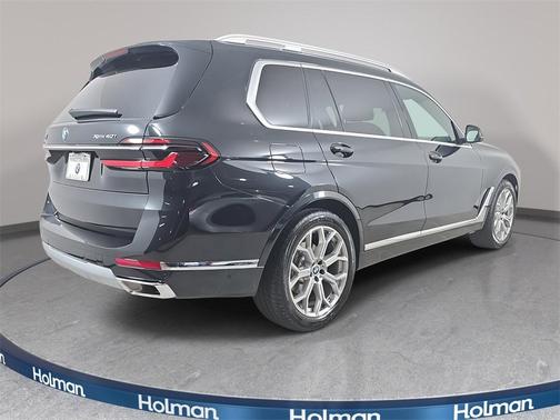 2025 BMW X7 xDrive40i