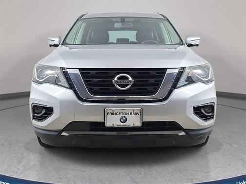 2017 Nissan Pathfinder Platinum