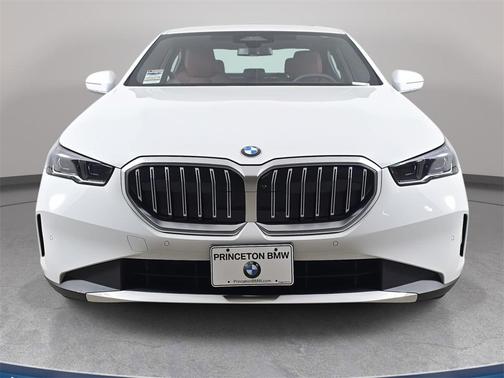 2026 BMW 530 i xDrive