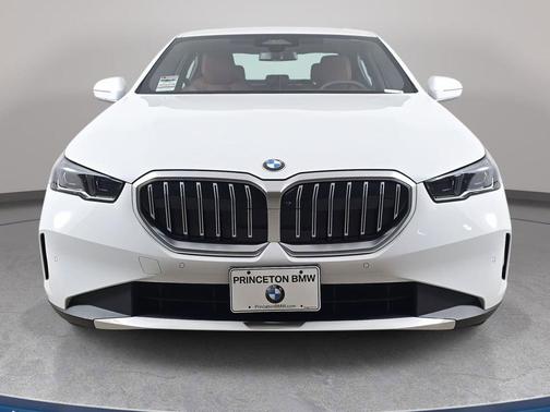 2026 BMW 530 i xDrive