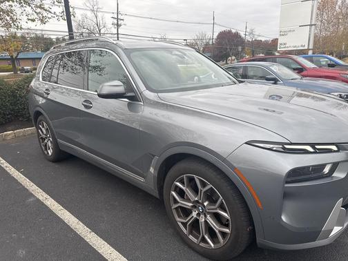 2024 BMW X7 xDrive40i