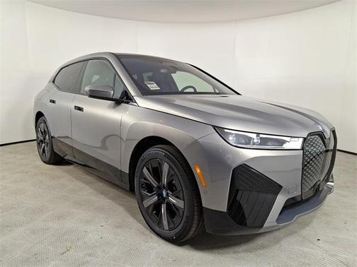 2025 BMW iX xDrive50