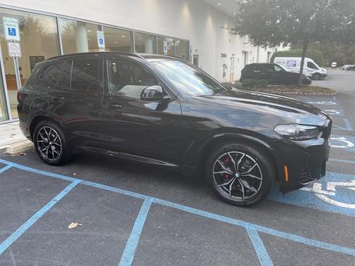 2024 BMW X3 M40i