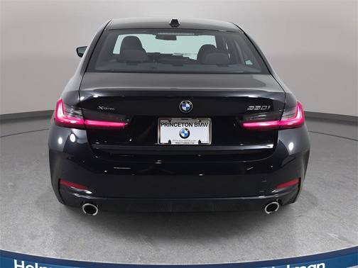 2025 BMW 330 i xDrive