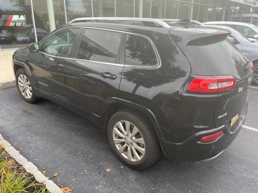 2018 Jeep Cherokee Overland