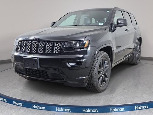 Diamond Black 2021 Jeep Grand Cherokee Laredo X