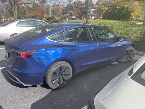 2024 Tesla Model 3 Base
