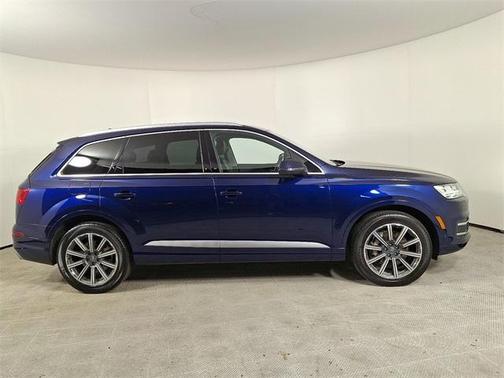 2019 Audi Q7 55 Premium Plus